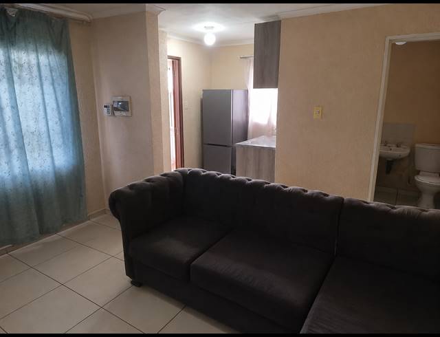 2 BEDROOM HOUSE FOR SALE IN EVATON WEST